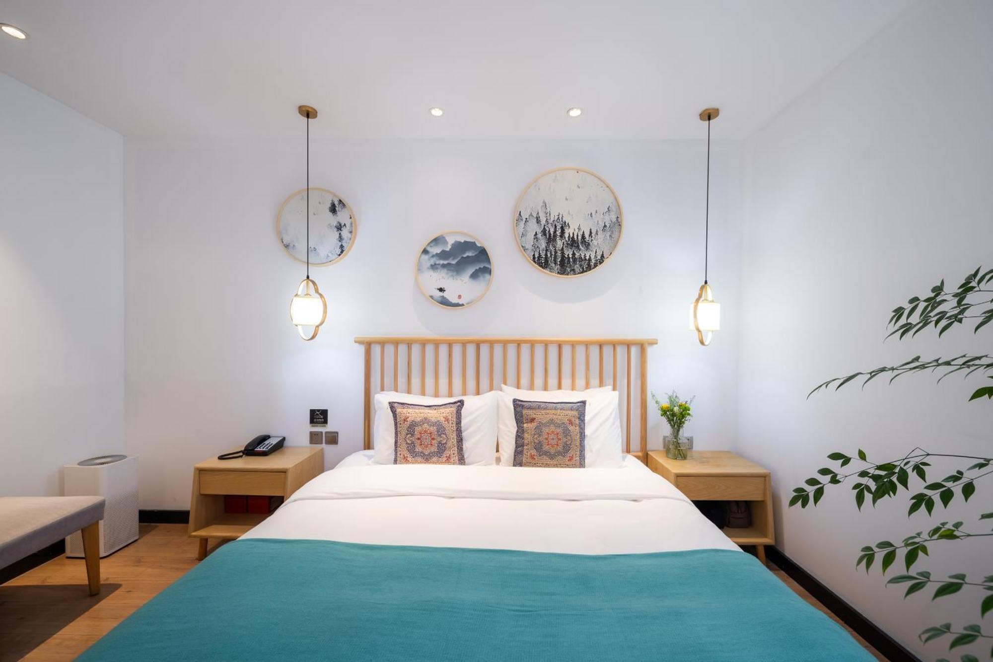 Beijing Tangfu Nanluoguxiang Wang Fu Jing Forbidden City Snack Street Hotel,1 Stop Walking To Airport Express,3 Stop To Tiananmen&Free Laundry Dry Service &Professional Free Tour Ticket Service With English Speaking Staff Exterior photo